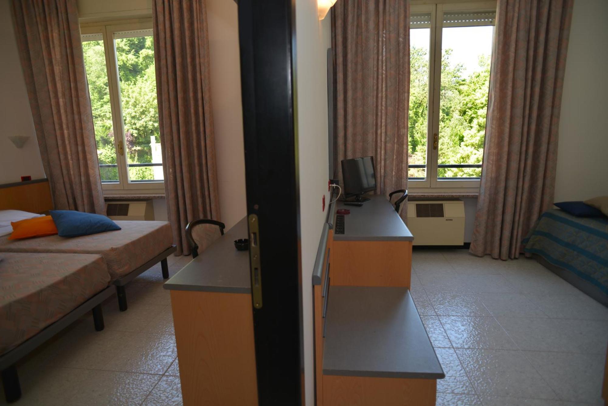 Hotel Salus 산트안드레아바그니 외부 사진