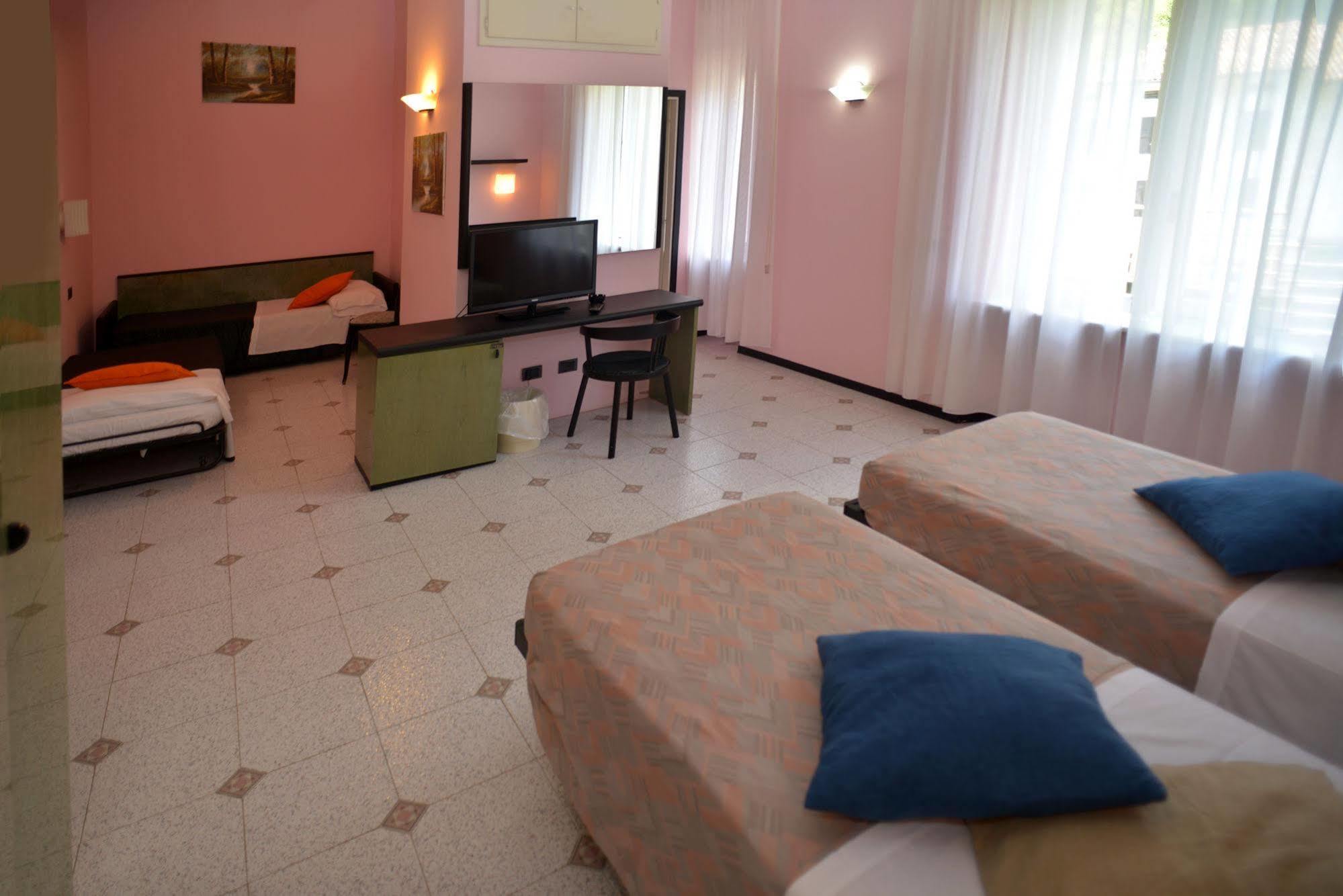 Hotel Salus 산트안드레아바그니 외부 사진