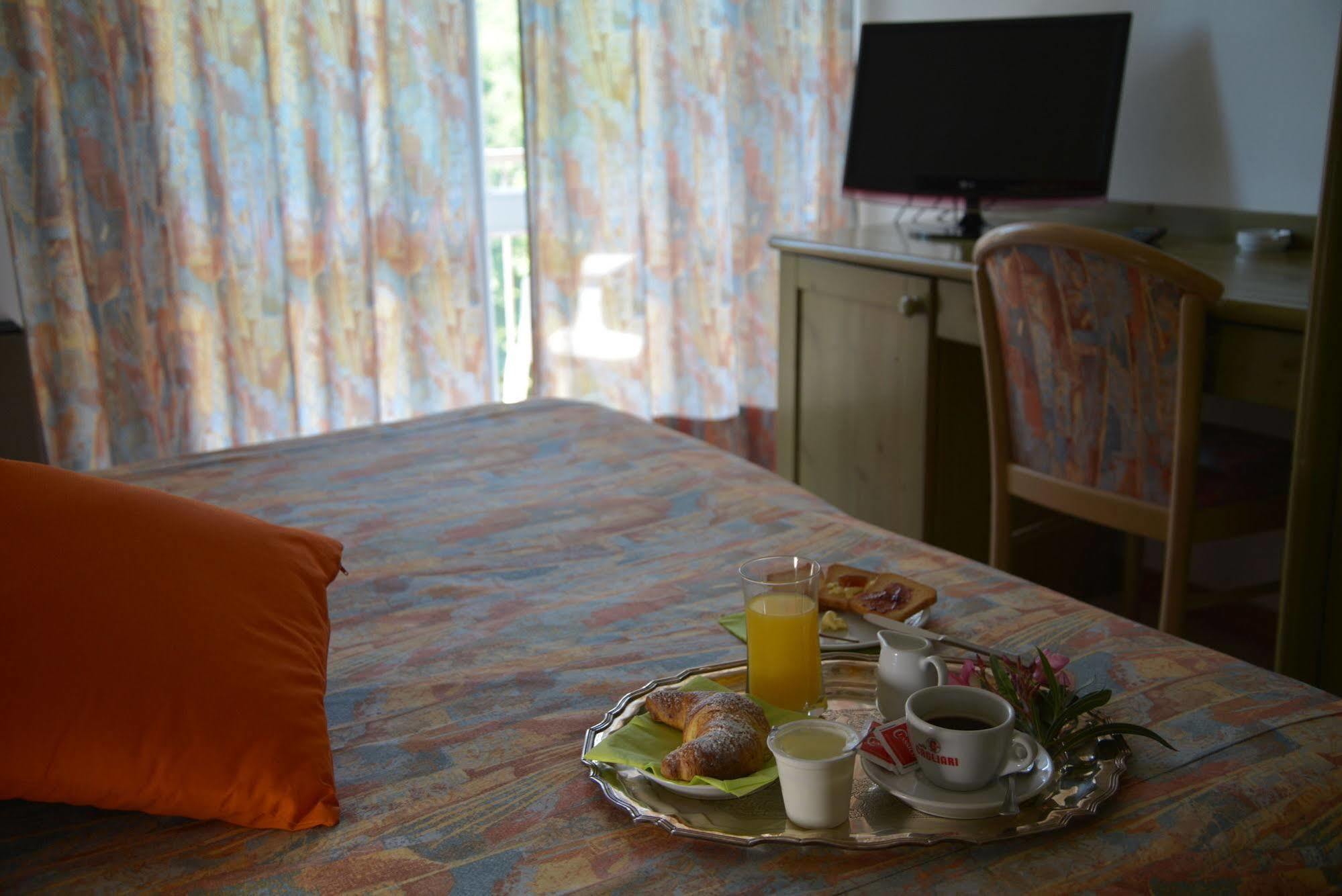 Hotel Salus 산트안드레아바그니 외부 사진