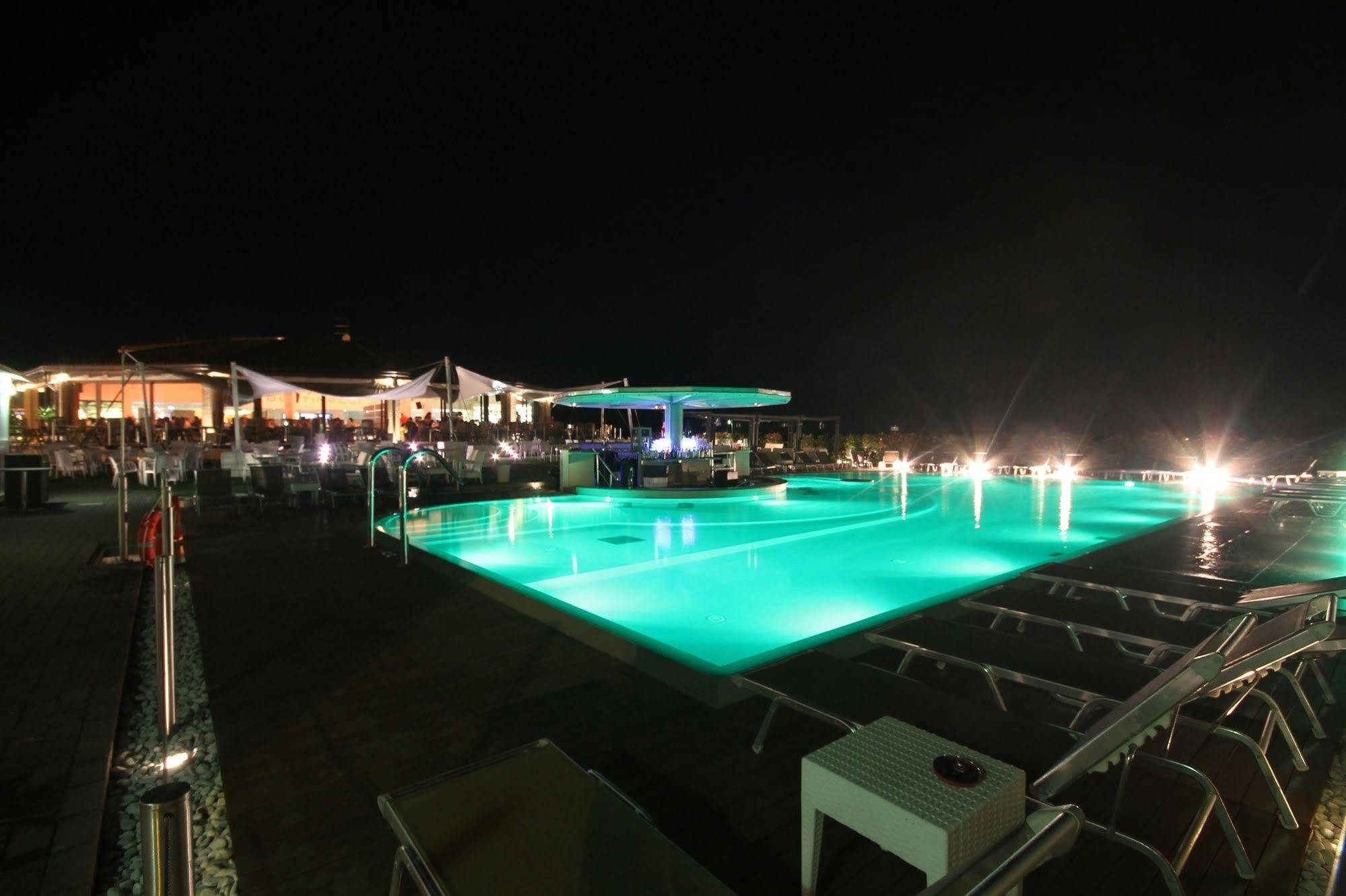 Hotel Salus 산트안드레아바그니 외부 사진