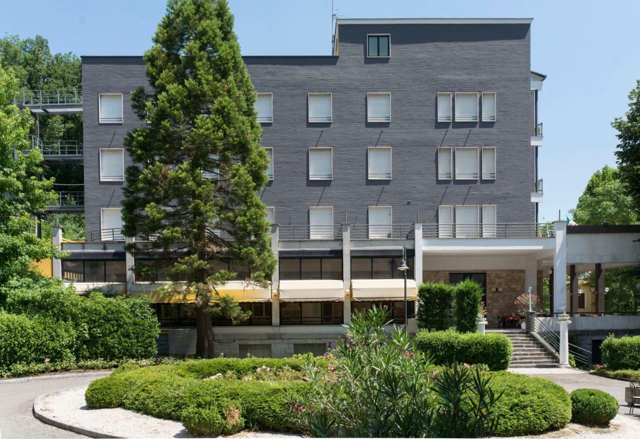 Hotel Salus 산트안드레아바그니 외부 사진